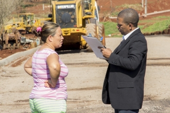 Professor Adenilson esteve no bairro na manhã desta sexta-feira