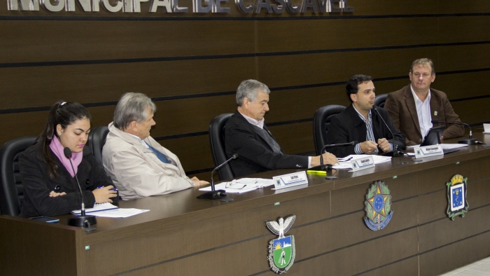 Secretário conversou com vereadores hoje pela manhã
