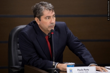 Paulo Porto solicitou em 2015 que o Conselho Municipal de Educação se posicionasse sobre o assunto