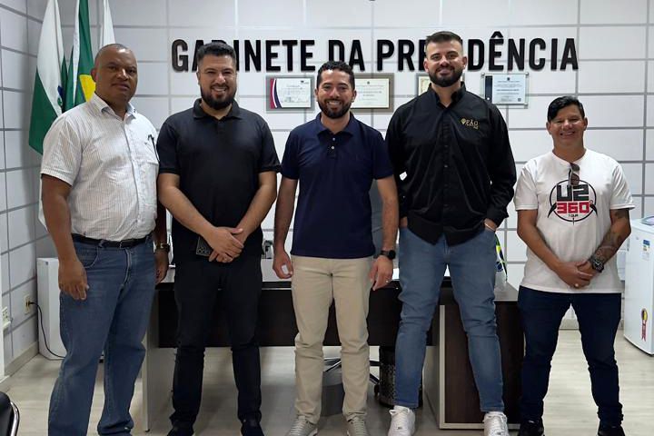 Da esq. para a dir., Cidão da Telepar, Edson Souza, Tiago Almeida, Fão do Bolsonaro e Serginho Ribeiro