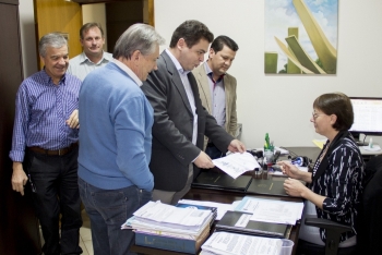 Vereadores protocolam primeira chapa para eleição da Mesa Diretora