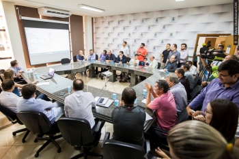 Encontro lotou a Sala de Reuniões anexa ao Plenário