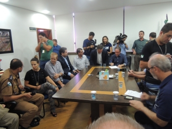 Reunião aconteceu no gabinete do prefeito Edgar Bueno|