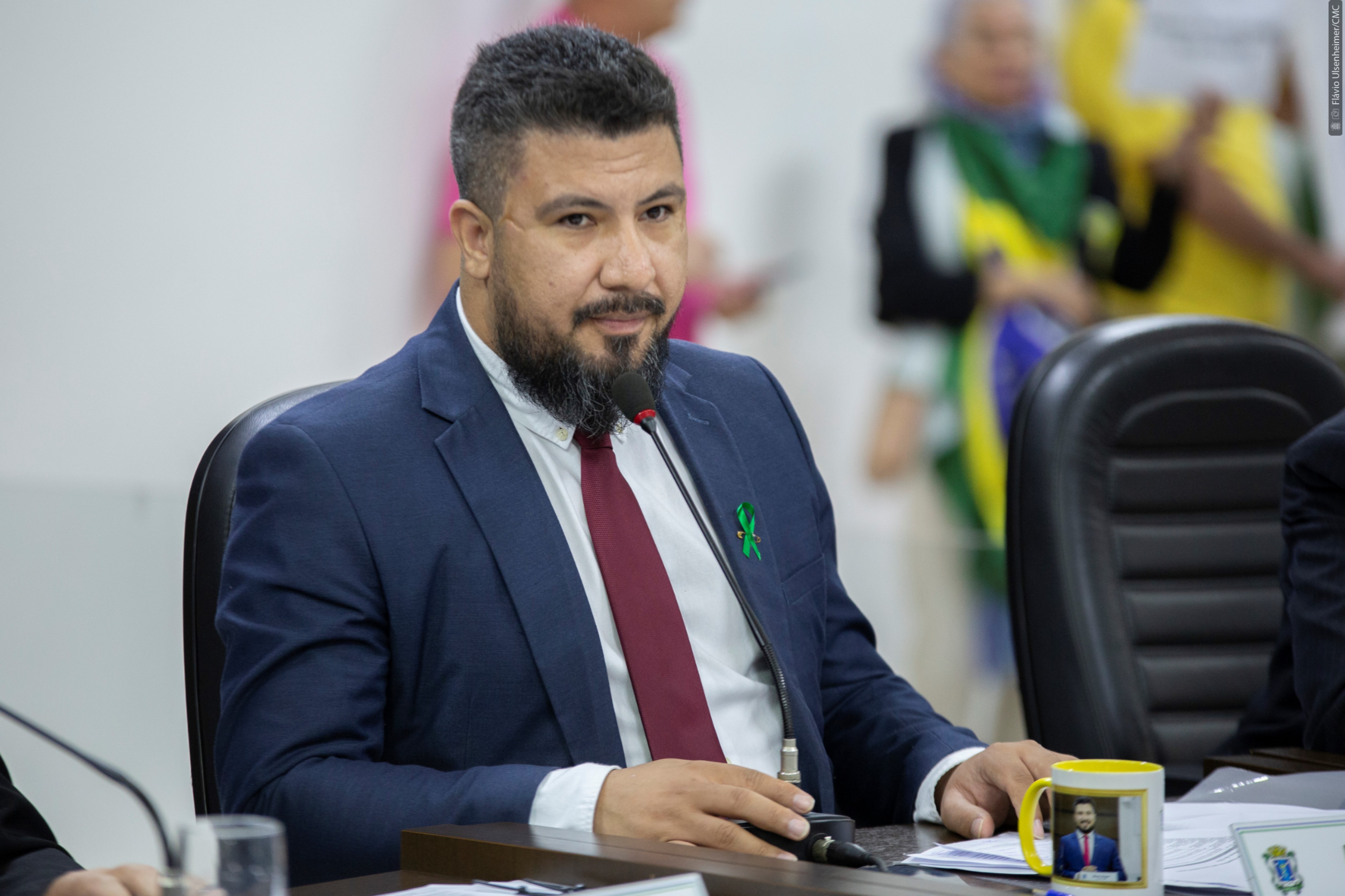 Edson Souza celebra aprovação da Semana de Conscientização Sobre Saúde Mental