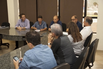 Reunião entre Edgar Bueno e Comissão de Economia