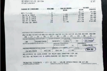 Detalhe de uma das contas anexadas à denúncia, com valor de R$ 808,89 no mês de abril, sendo que em março o valor havia sido de R$ 353,20