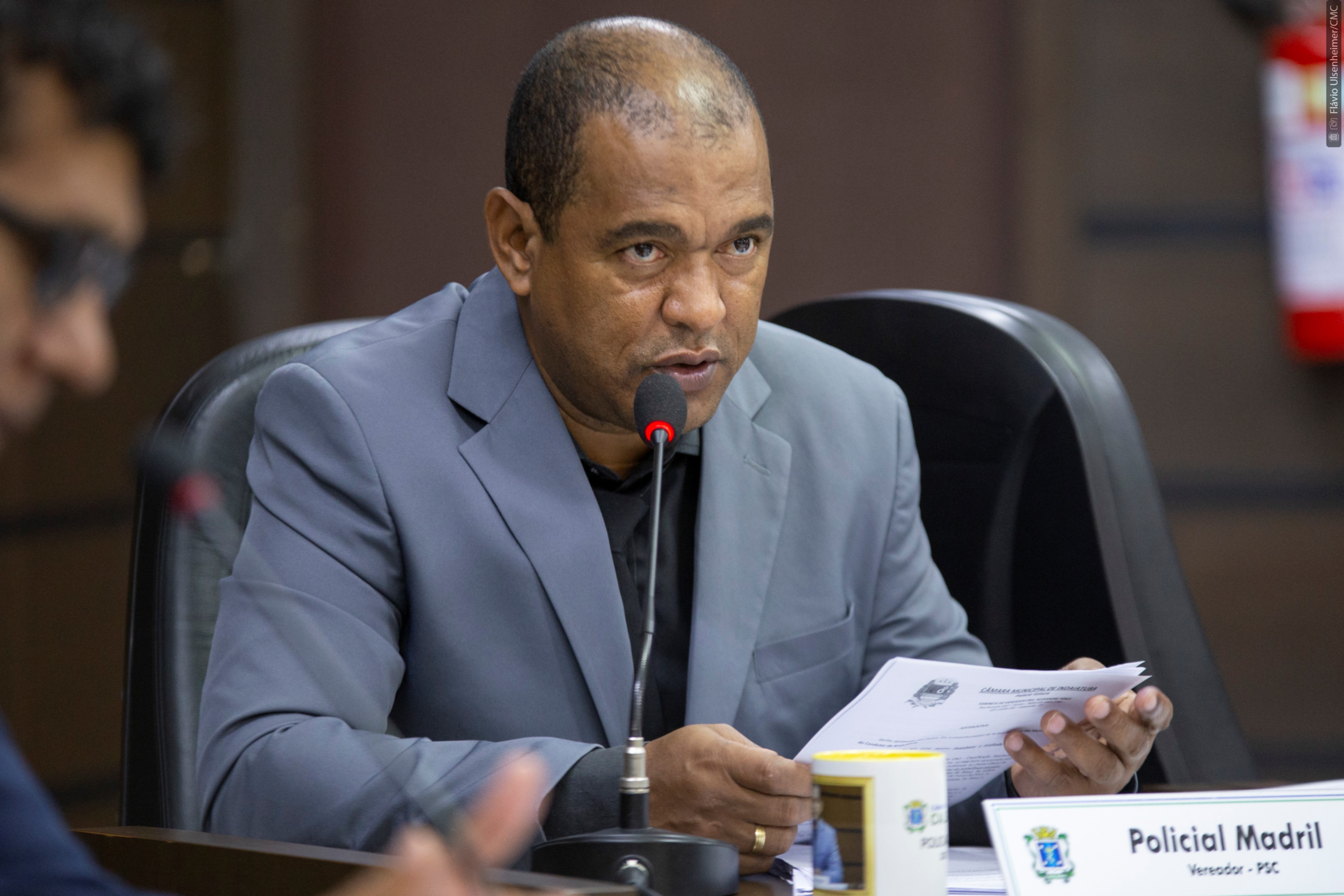 Madril propõe educação permanente sobre saúde feminina na rede municipal