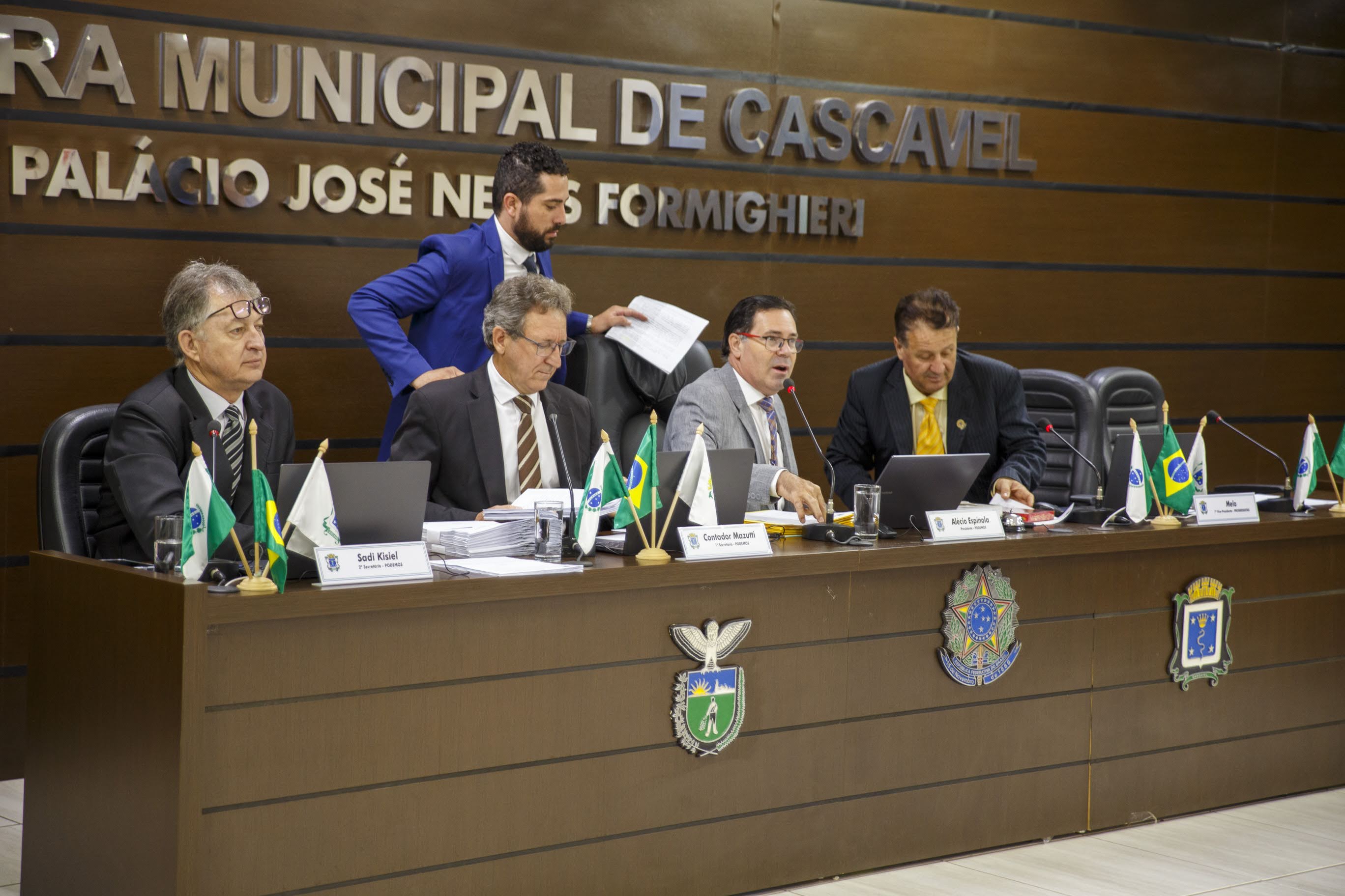 Saiba como estão os atendimentos da Prefeitura de Cascavel após o tornado