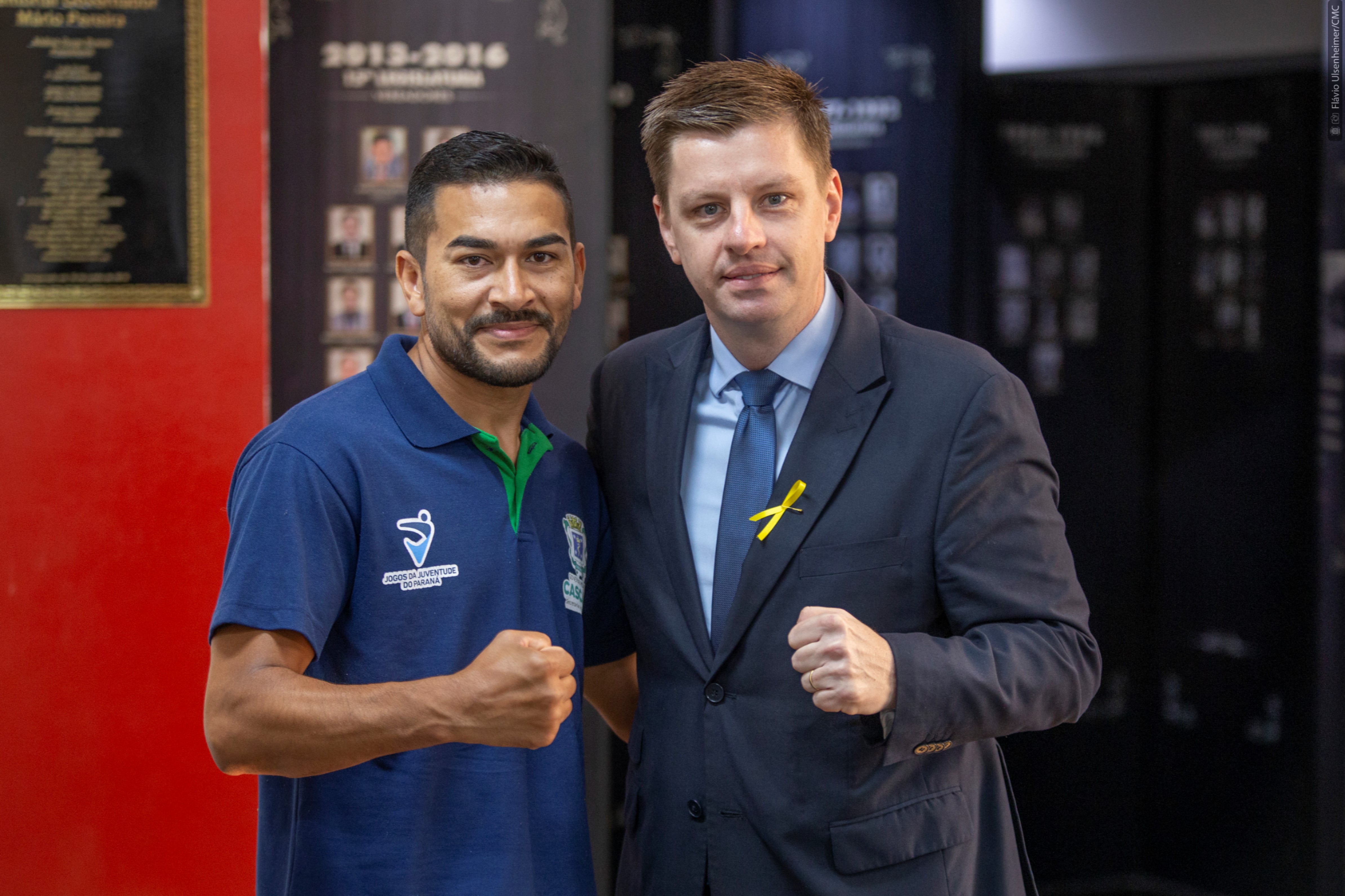 Eurico Chagas, do Taekwondo, recebe reconhecimento da Câmara de Cascavel