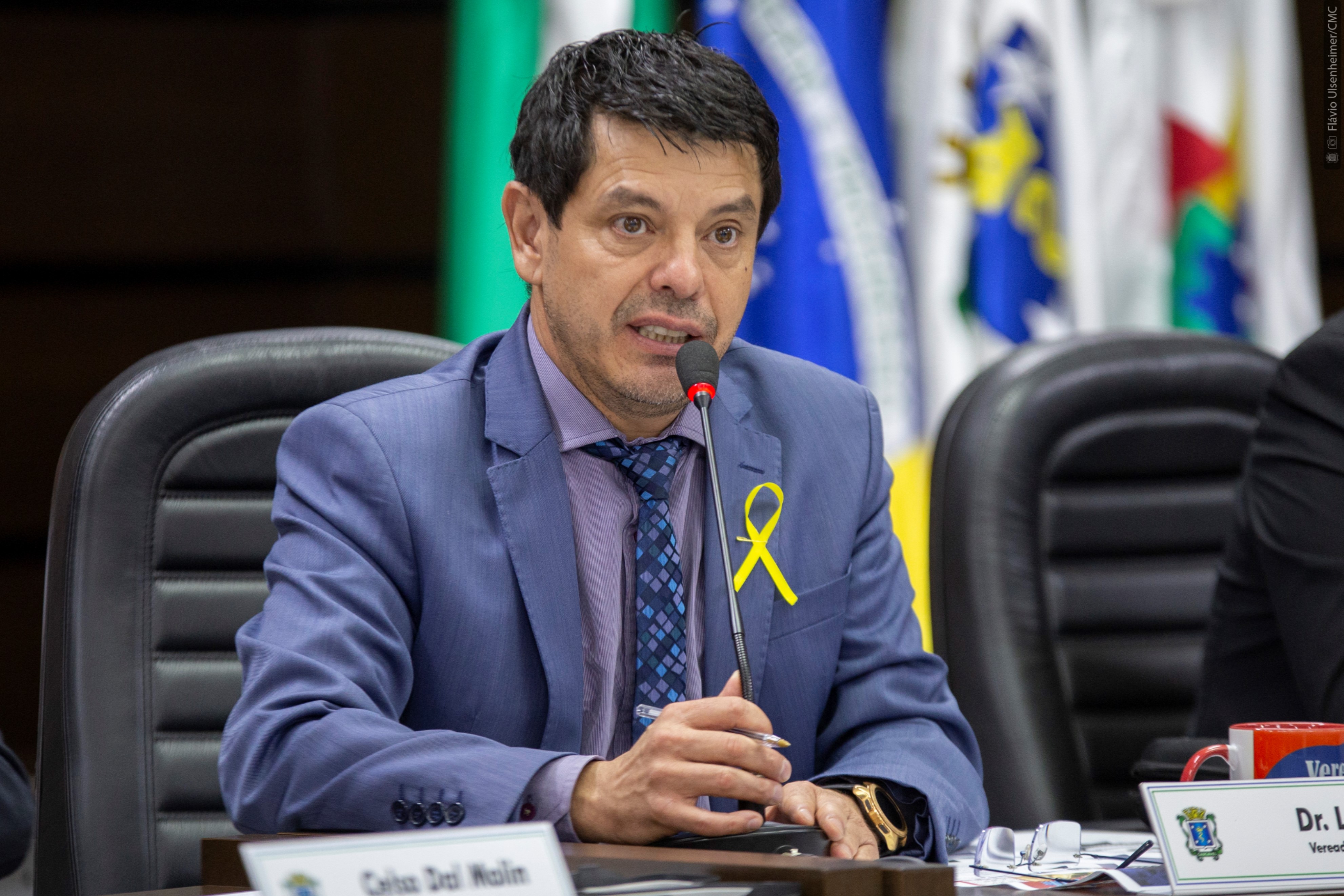 Projeto do Dr. Lauri cria incentivo a escritórios que contratem advogados iniciantes